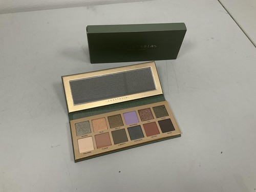 Anastasia beverly hills - hills,