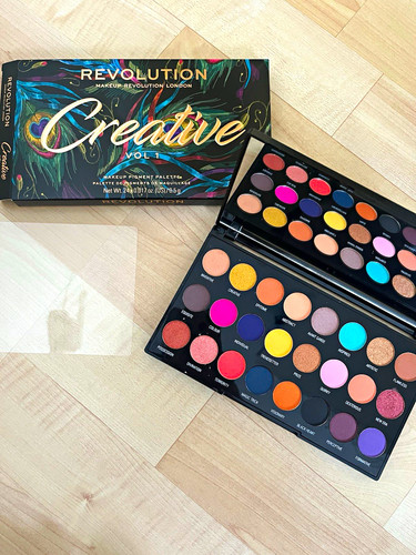 Revolution creative vol - creative, 1
