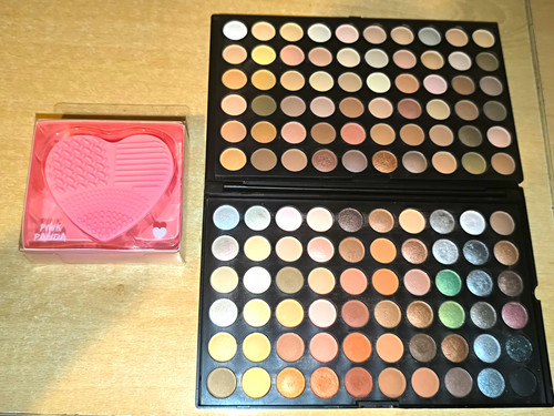 Lidschatten-Palette